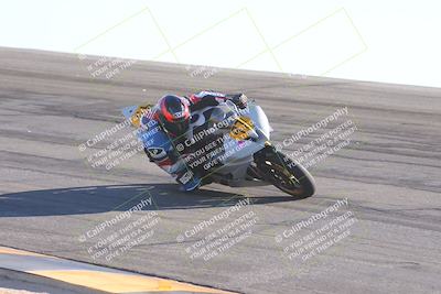 media/Nov-17-2024-CVMA (Sun) [[1fec520723]]/Race 11-Amateur Supersport Open/